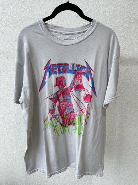 Metallica Grey Tee – Lace and Luck