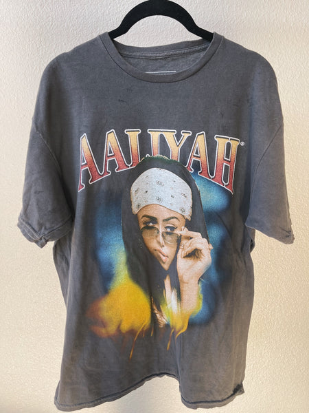 Aaliyah vintage grey tee retailer