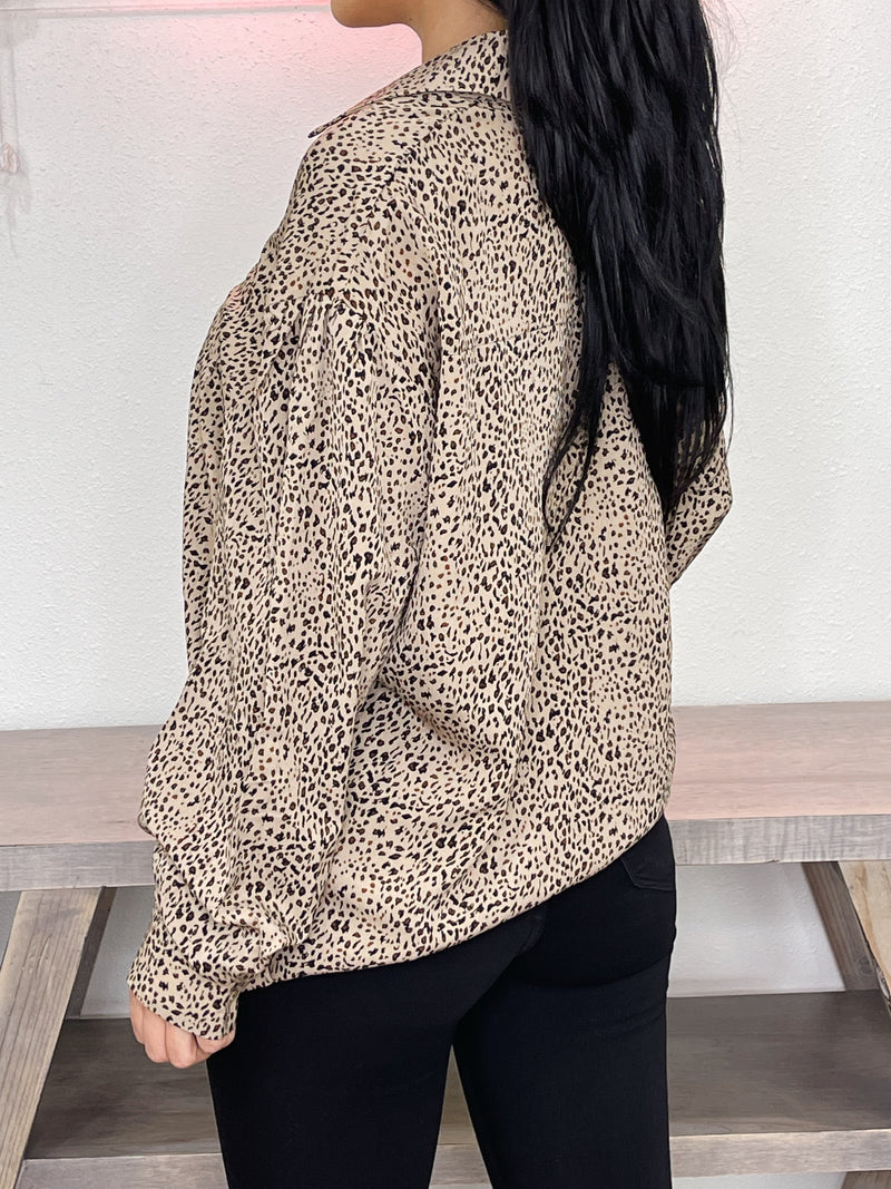 Dainty Leopard Button Up